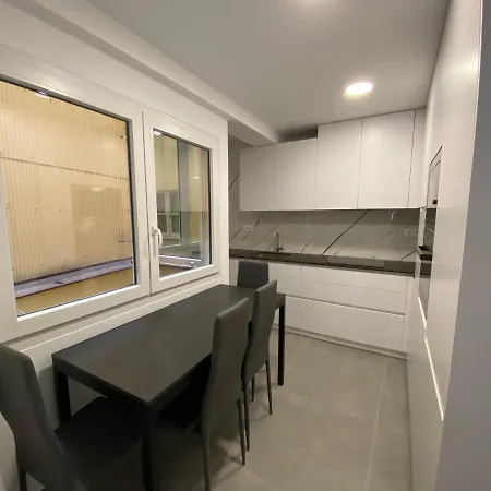 Apartamento En Avenida De Finisterre *