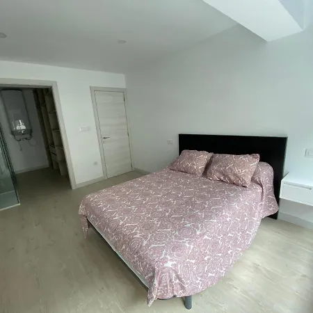 Apartamento En Avenida De Finisterre アパート ア・コルーニャ